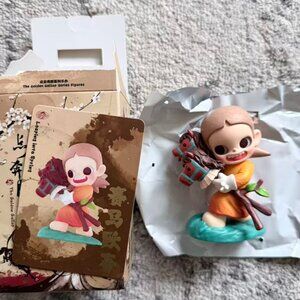 Pop Mart The Golden Gallop Series Figure – Leaping into Spring (Zsiga)